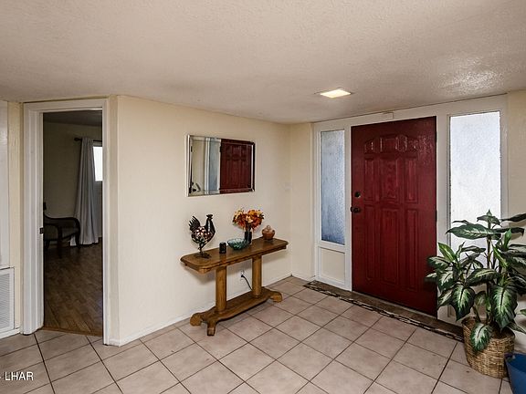 5th image of 617 Roamer Ln
