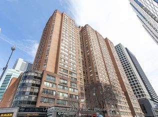 633 Bay St #1523, Toronto, ON M5G 2G4