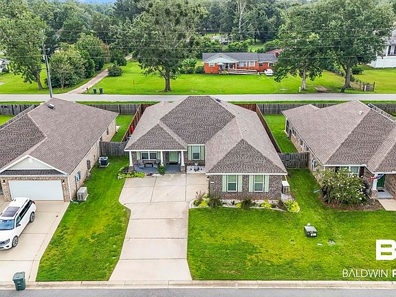 4th image of 917 Ruisseau Dr