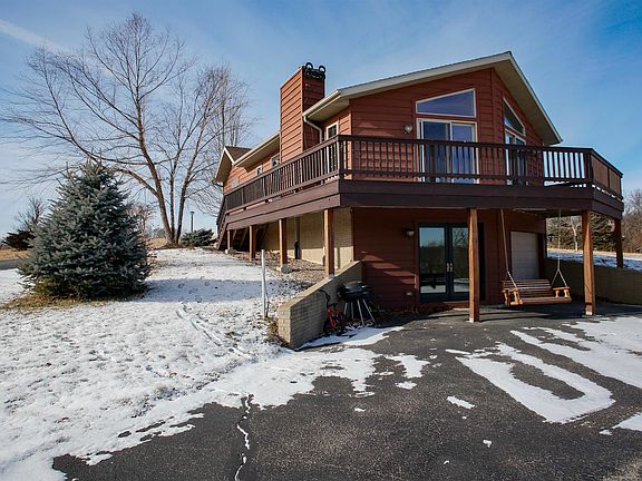 2nd image of 12 Willow Ct #199