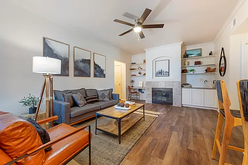 18383 E Mainstreet #6101 Photo 1