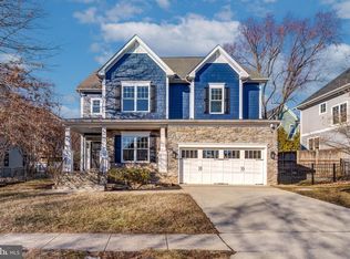 6313 29th St N, Arlington, VA 22207