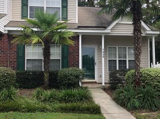 7920 Shadow Oak Dr, Charleston, SC 29406