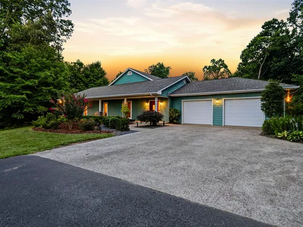 1766 Hunts Ln, Bowling Green, KY 42103