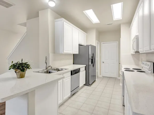 39 S Camellia Grove Cir, Spring, TX 77382