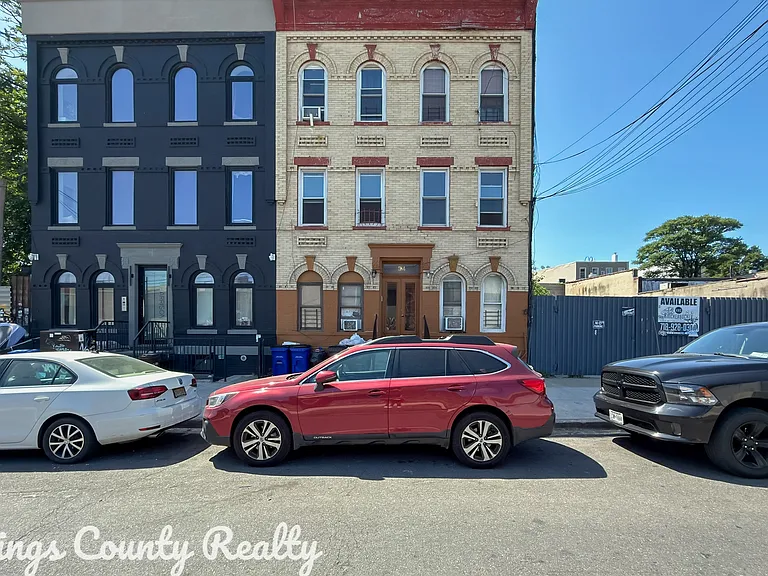 94 Harrison Pl #2R — Photo 1