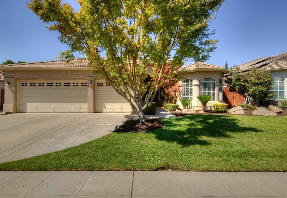1st image of 8407 N Thyme Way