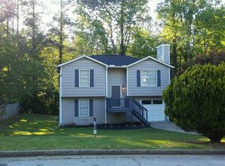 5530 Forest Downs Cir, College Park, GA 30349