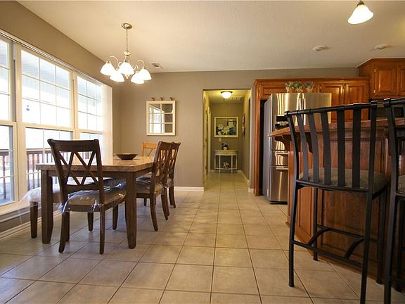 4th image of 42 Cranfield Dr