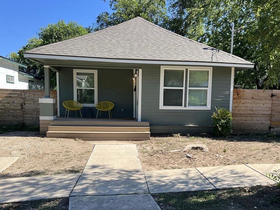 1st image of 426 E Woodlawn Ave