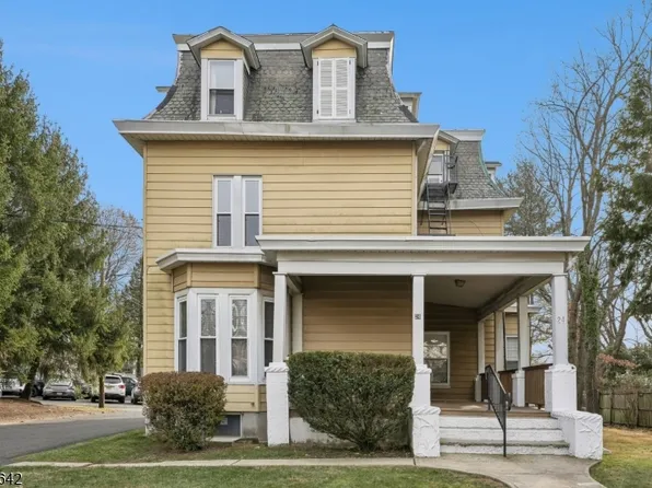 24 Franklin Pl, Summit City, NJ 07901