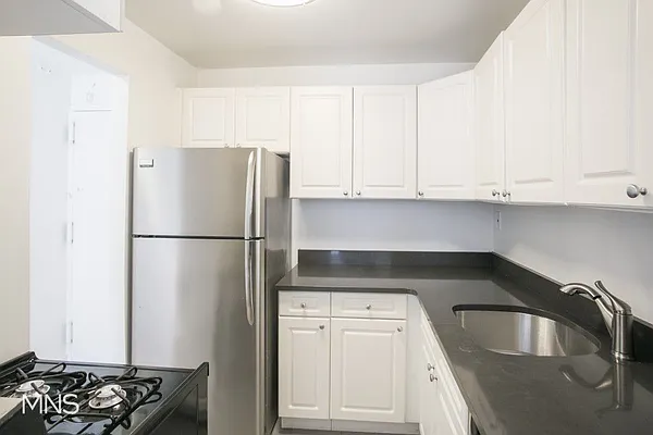 Rented by MNS | media 22