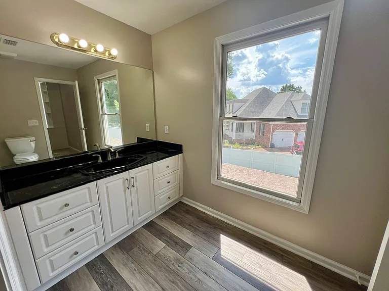 2903 Saint Johns Dr — Photo 29