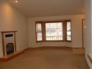 3rd image of 1002 Brentwood Ave