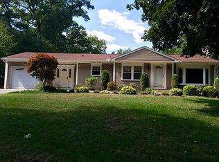 111 Ridge Rd, Smithfield, RI 02917