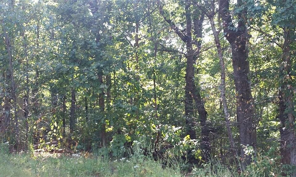 1st image of Leverton Ln