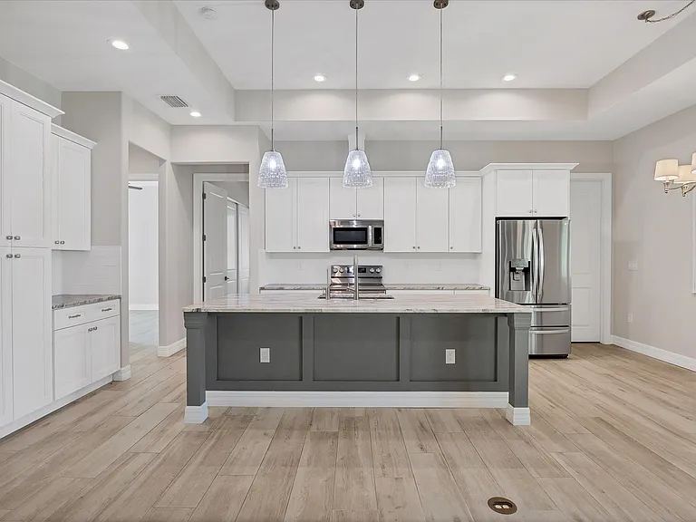 129 Evaro Dr — Photo 9