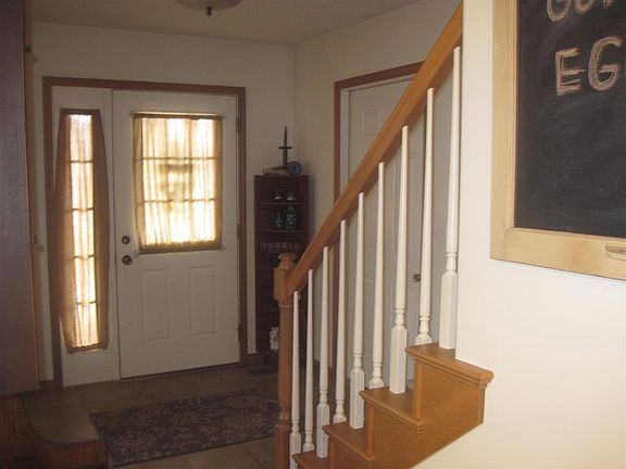 5th image of 1812 Laura Ave
