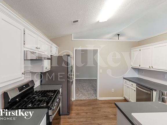 4th image of 1698 Fort Connors Way