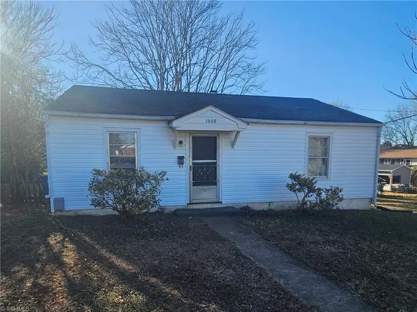 1008 Apple St, Winston Salem, NC 27101
