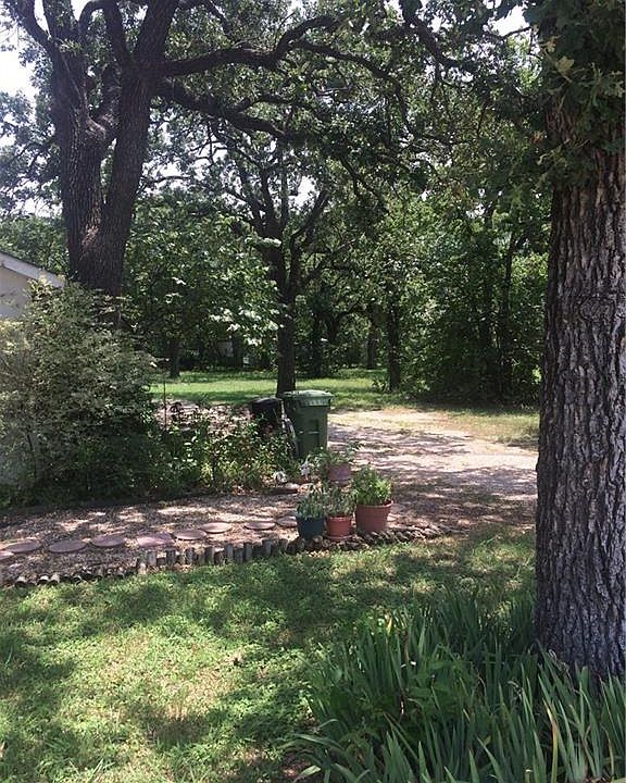 2nd image of 6840 Smithfield Rd