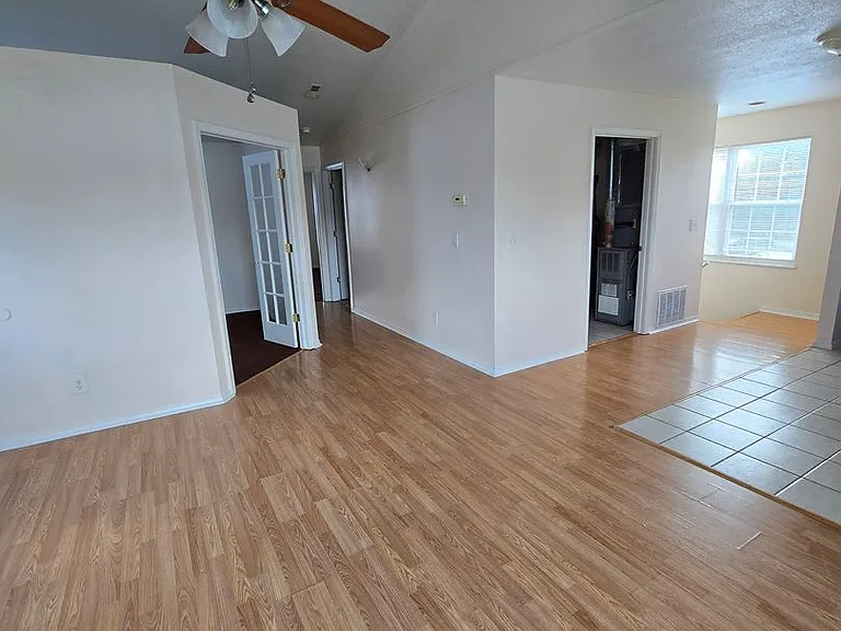 712 Connor St #B — Photo 4