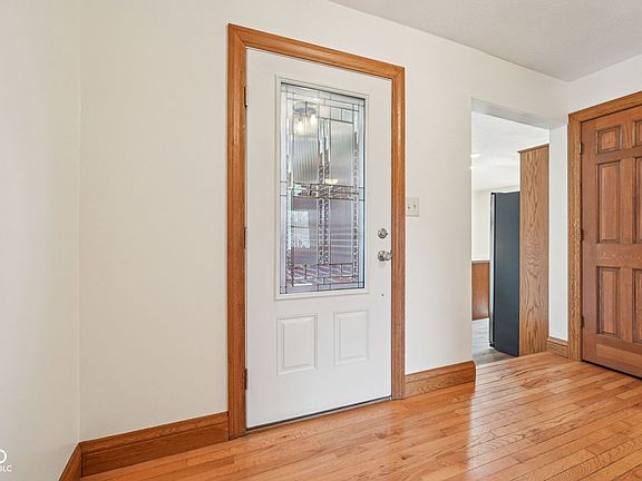 5th image of 3369 Farmbrook Ct