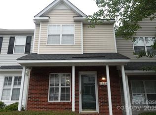 1725 Forest Side Ln, Charlotte, NC 28213