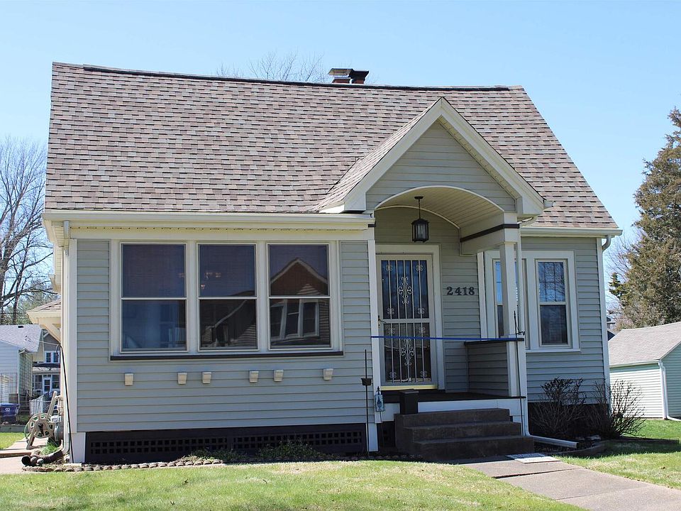 1st image of 2418 Carey Ave