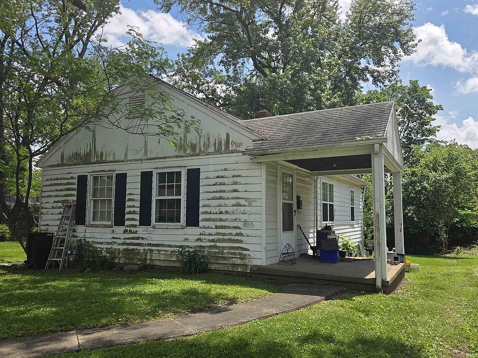 2nd image of 1133 E Chandler Ave