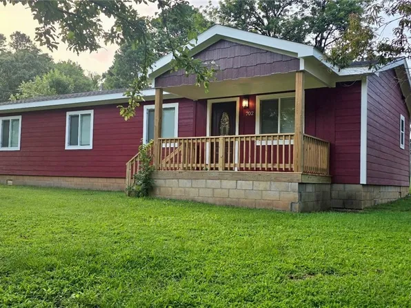 702 E 1st St, Hartford, AR 72938