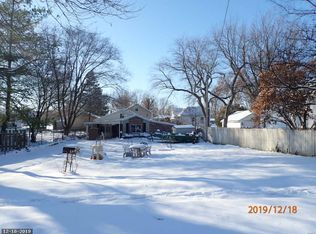 601 N Chestnut St, Litchfield, IL 62056