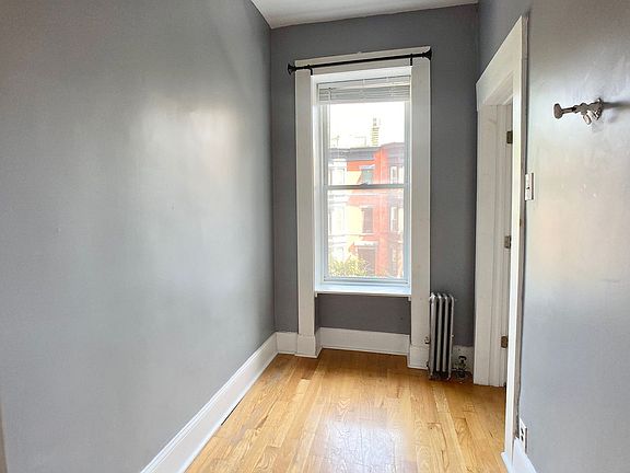 3rd image of 716 Degraw St