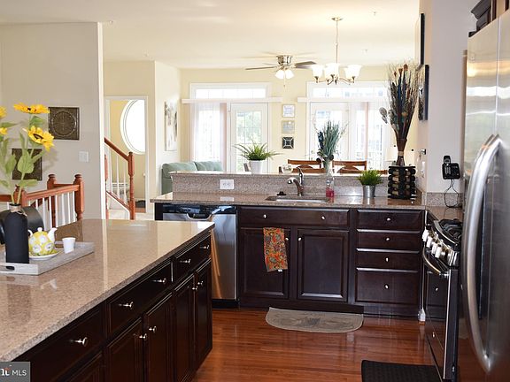 5th image of 1135 Carinoso Cir