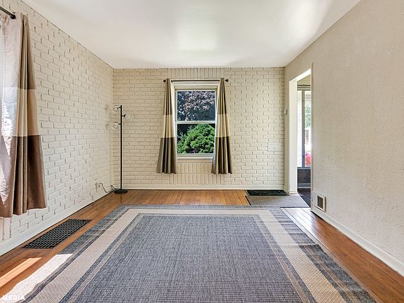 5th image of 3537 S 57th Ct