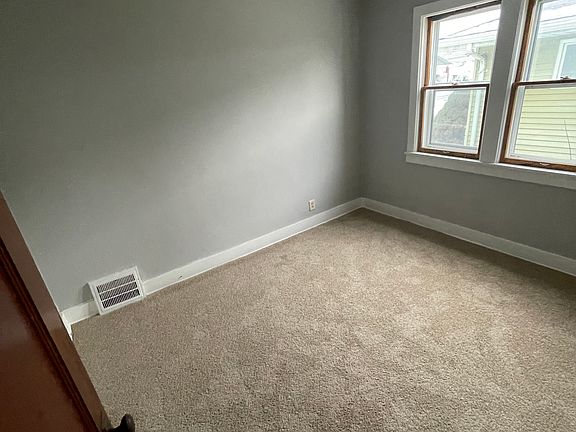 5th image of 2613 Poland St