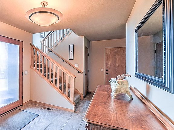 3rd image of 70 Sea Meadow Drive