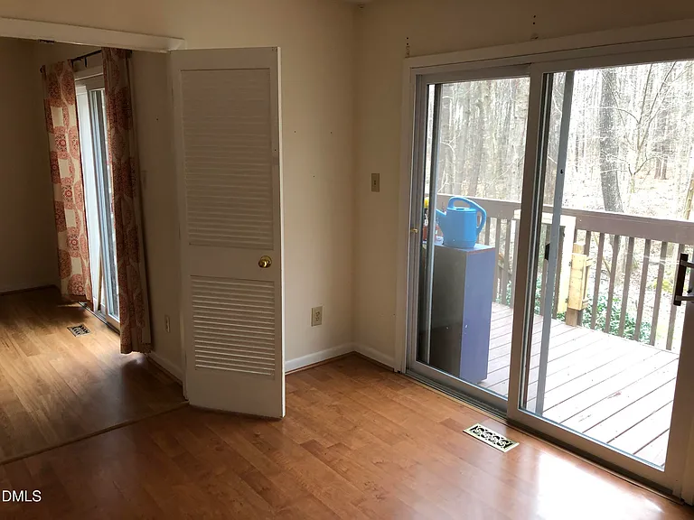 4100 Five Oaks Dr #28 — Photo 7