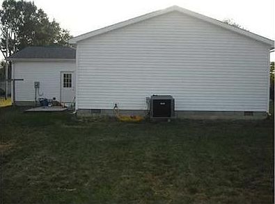 3rd image of 247 Tallman St
