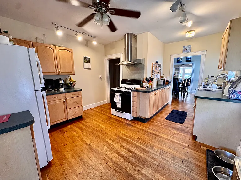 52 Clark St #1 — Photo 6