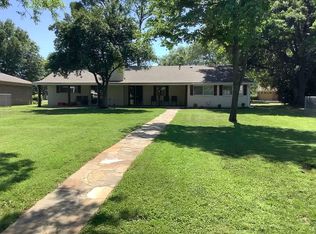 4100 Norfolk Bay Ct, Granbury, TX 76049