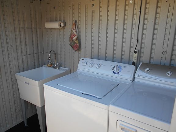 4th image of 13193 S Karimme Ave