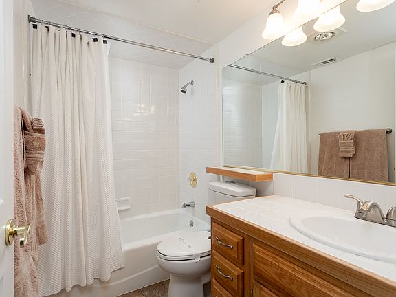 2nd image of 43096 Deer Run Ct