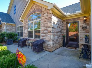 1430 Somersby Cir, Gastonia, NC 28054