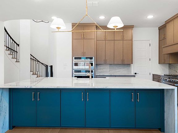 3rd image of 3337 Fulmar Cir