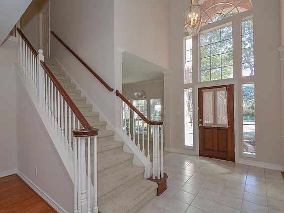 4th image of 4218 Harbourview Ct