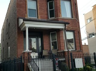 2814 W Barry Ave #2, Chicago, IL 60618