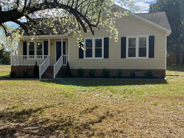 513 Wagstaff Rd, Fuquay Varina, NC 27526