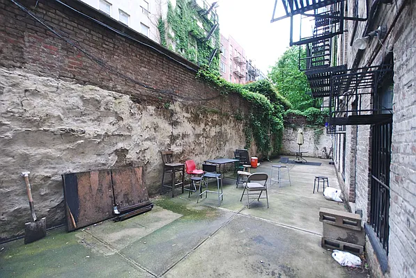 Rented by Vanderborgh Realty  | media 31