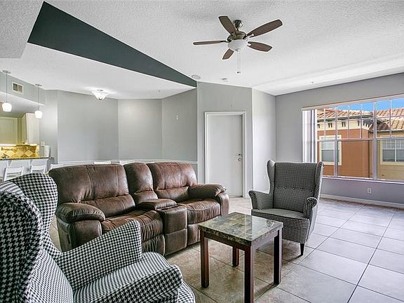 3rd image of 5536 Metrowest Blvd #31